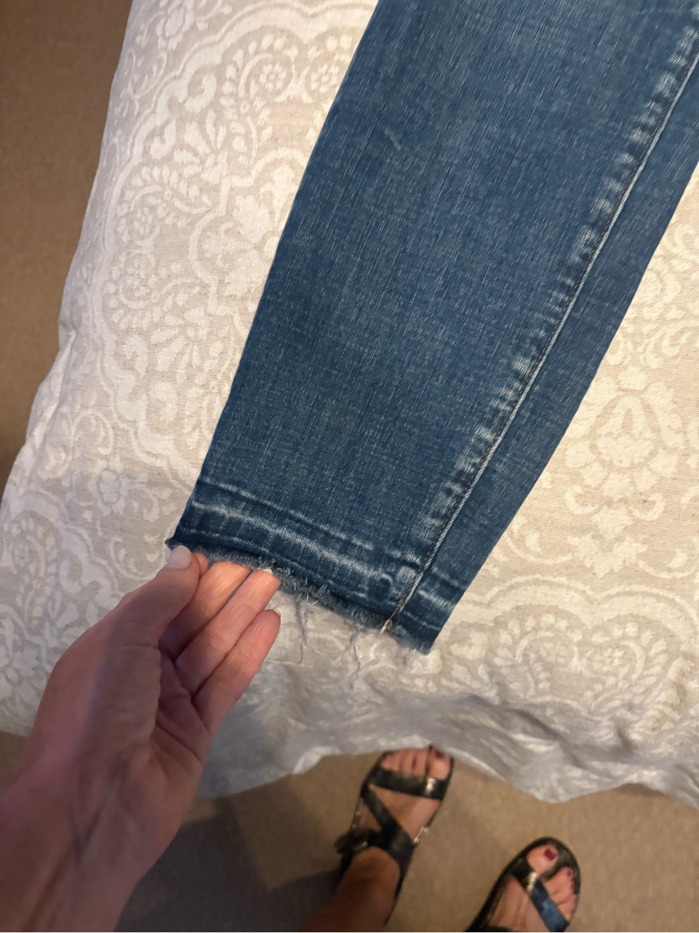 Lucky Brand Women's Blue Cropped Ankle Jeans - Picture 5 of 7